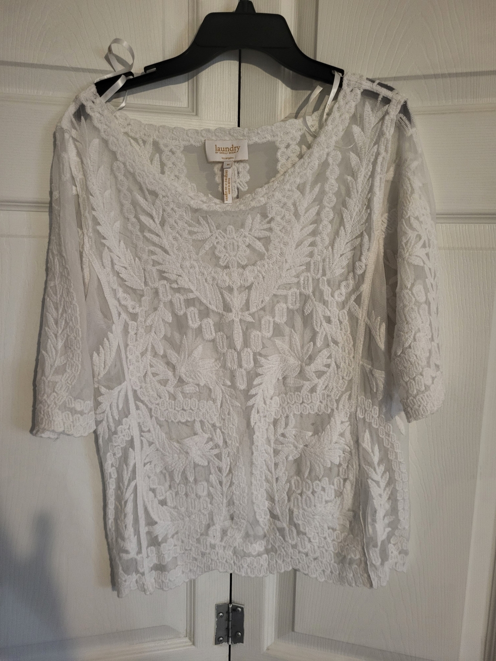 Laundry By Shelli Segal White Embroidered Lace Scoop Neck Blouse